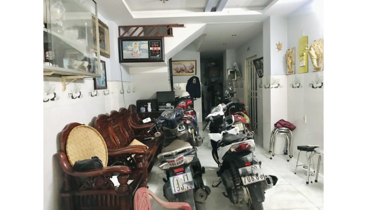 Bán Nhà Mặt Tiền Kinh Doanh Đỉnh Phạm Văn Đồng 4 Tầng_88m2_4*22 Chỉ 16 tỷ Nhỉnh Hiệp Bình Chánh Thủ Đức Sầm Uất